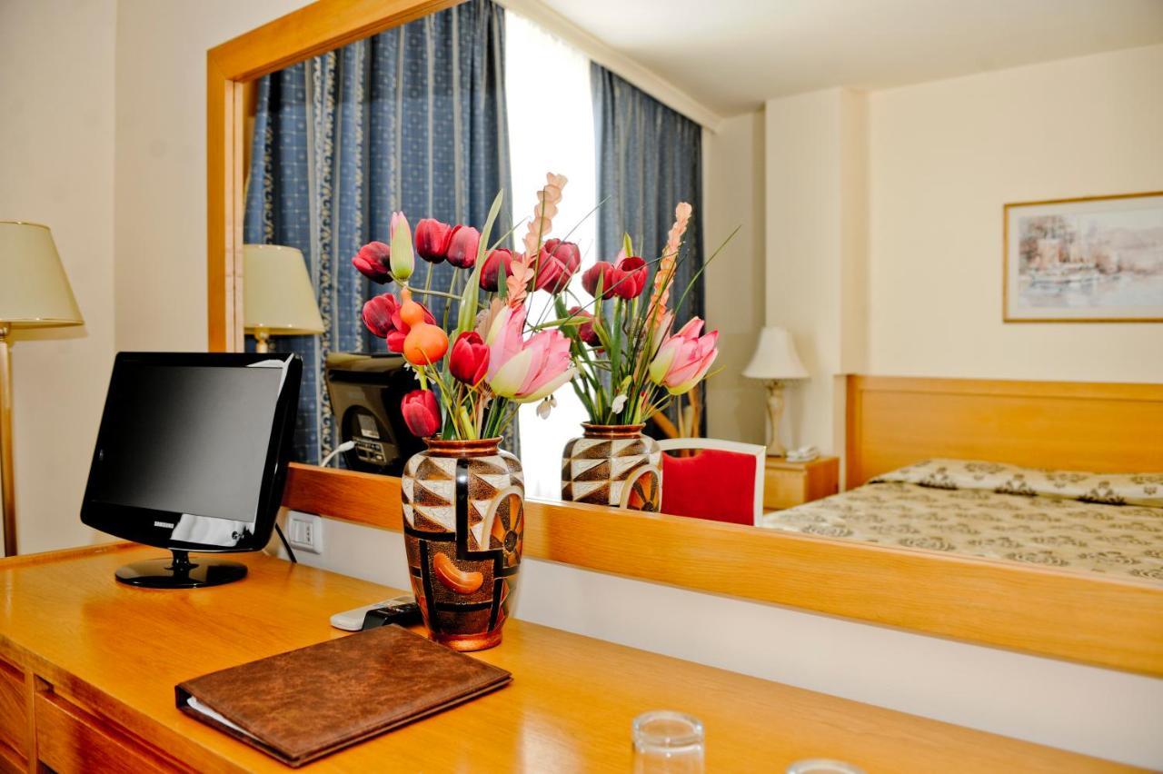 Hotel Doro City Τίρανα Εξωτερικό φωτογραφία