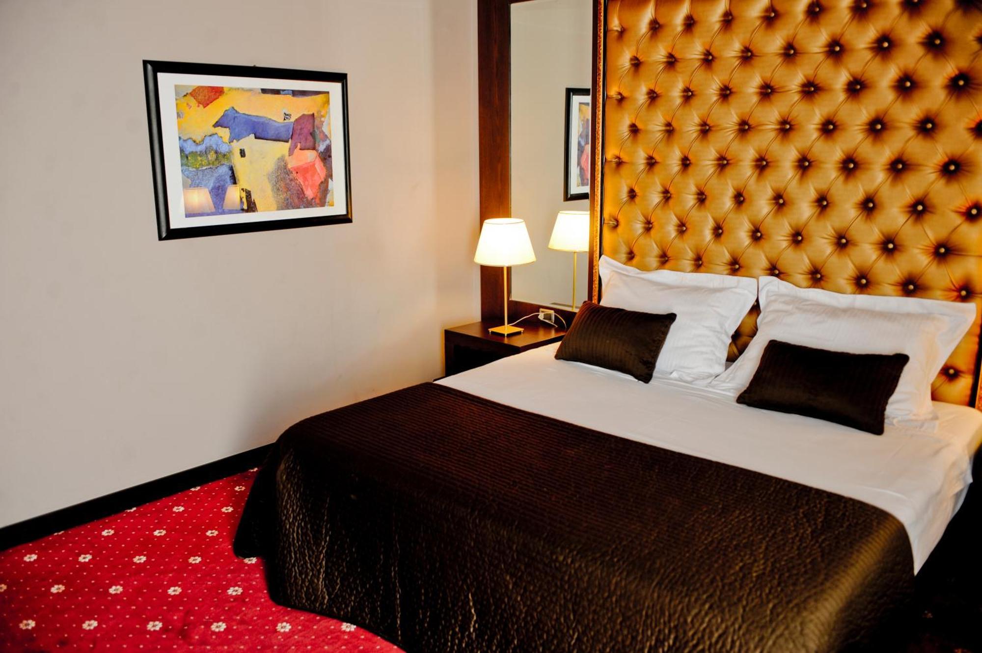 Hotel Doro City Τίρανα Εξωτερικό φωτογραφία