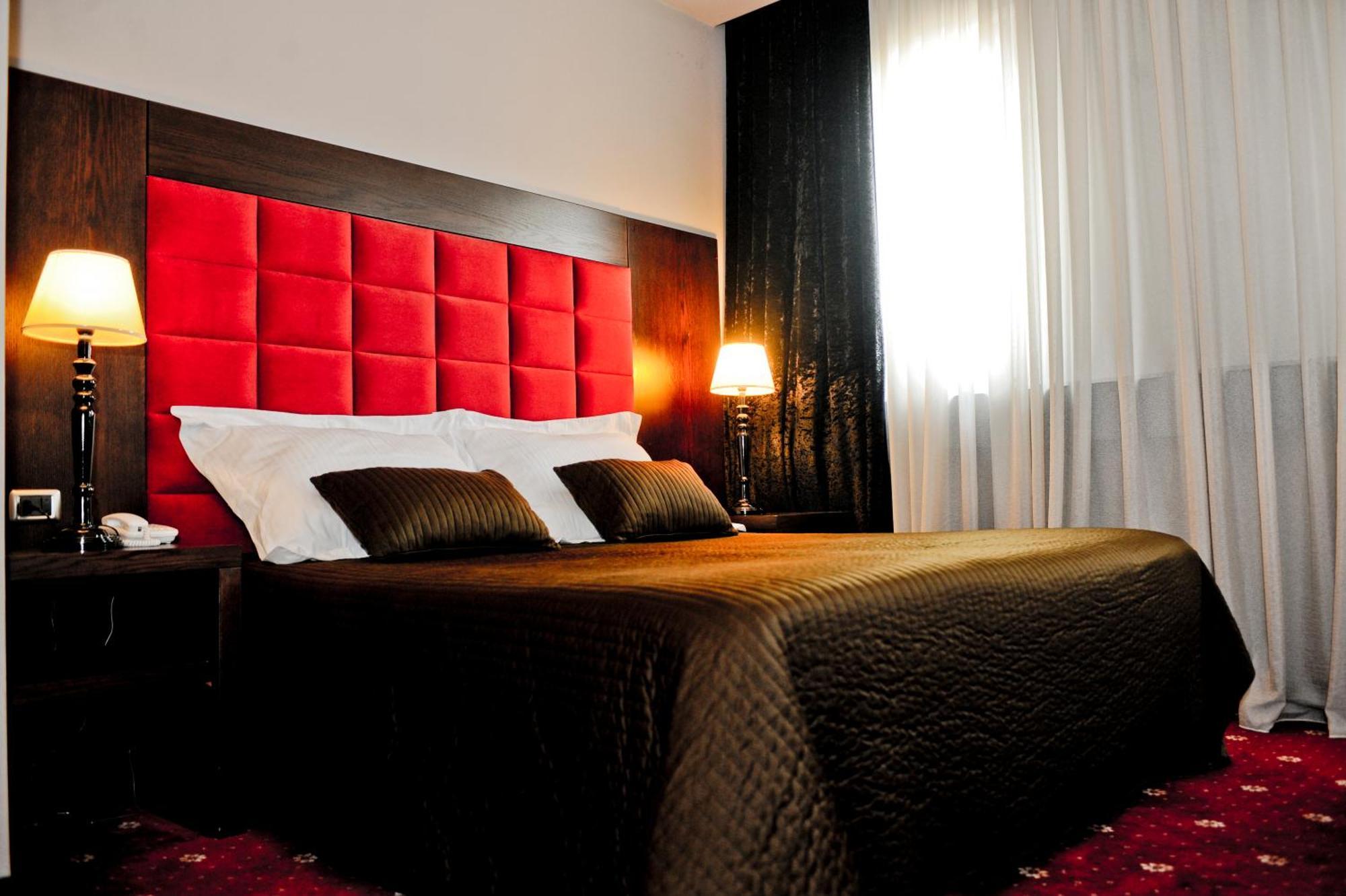 Hotel Doro City Τίρανα Εξωτερικό φωτογραφία